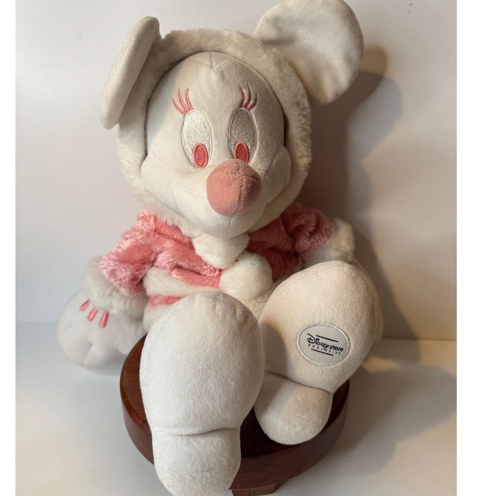 Disney Store Exclusive Minnie Mouse Pink Winter Plush – 15" Vintage Collectible